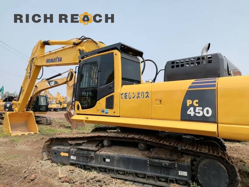 Undercarriage and tracks of a 2018 Komatsu PC450-8 excavator priced at $52,778 for sale
